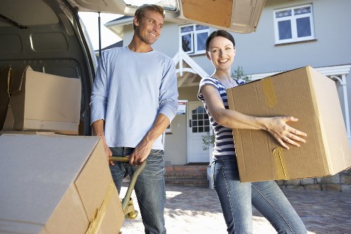 Business and household self storage options in Monkenhadley
